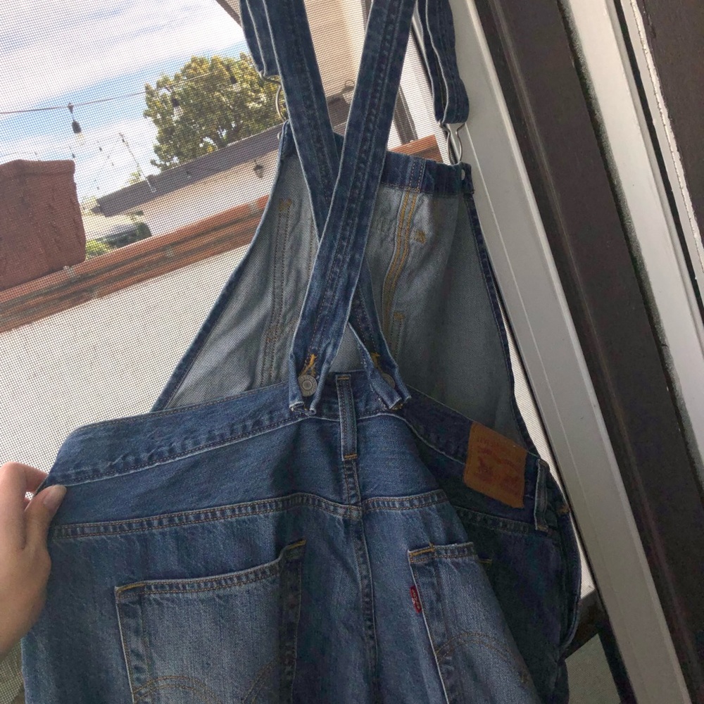 Levi’s Capri overalls